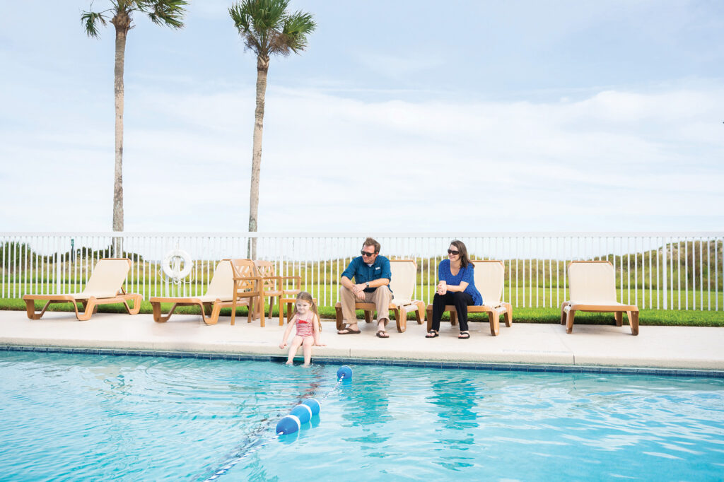 Days Inn & Suites pool