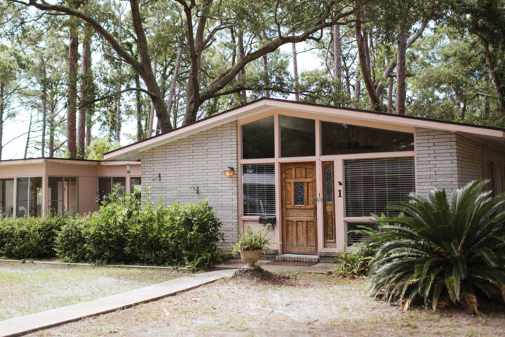 Retro Retreats
